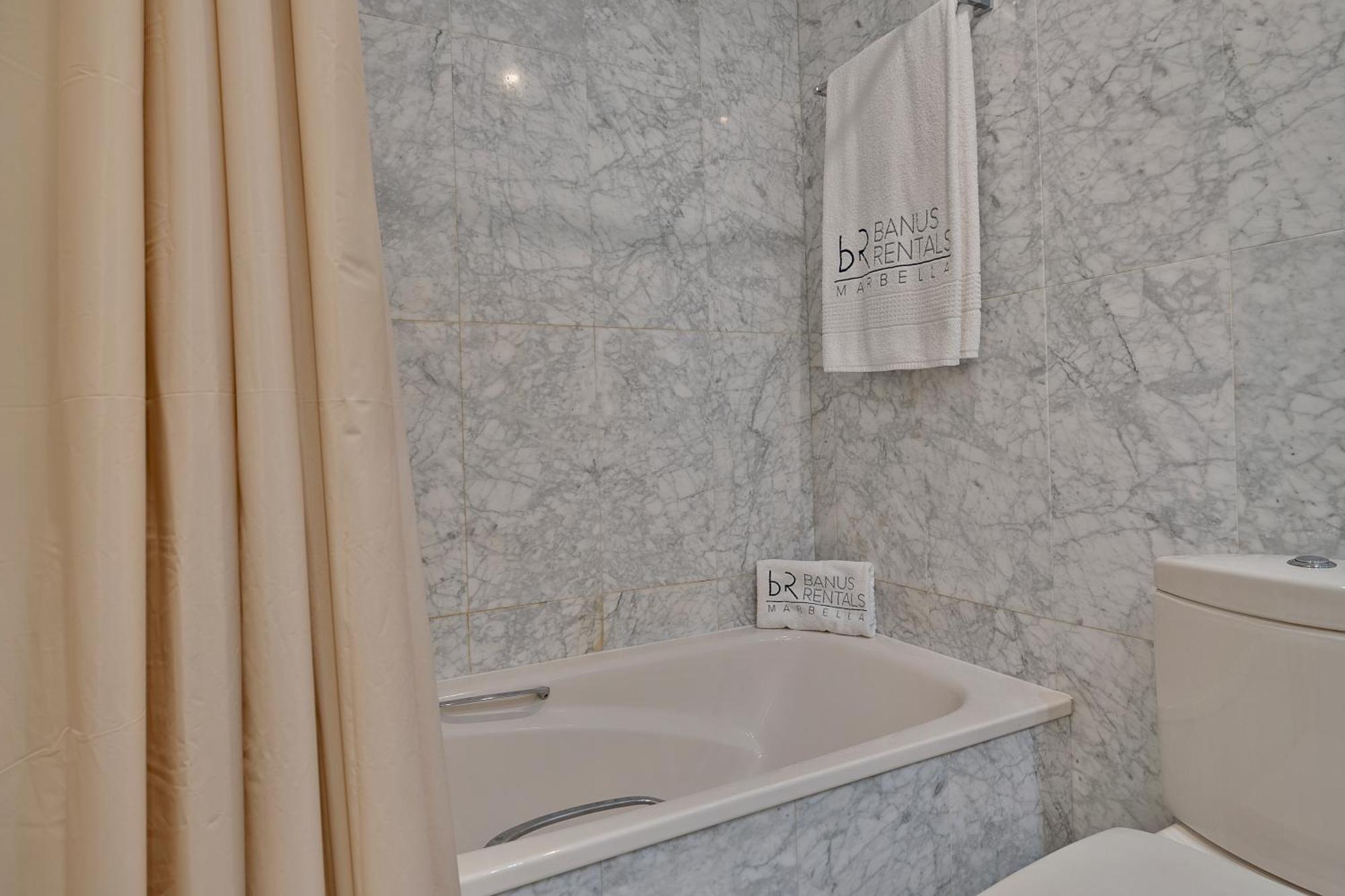 מארבלה 2 Bedroom Apartment In Medina Garden - Puerto Banus מראה חיצוני תמונה
